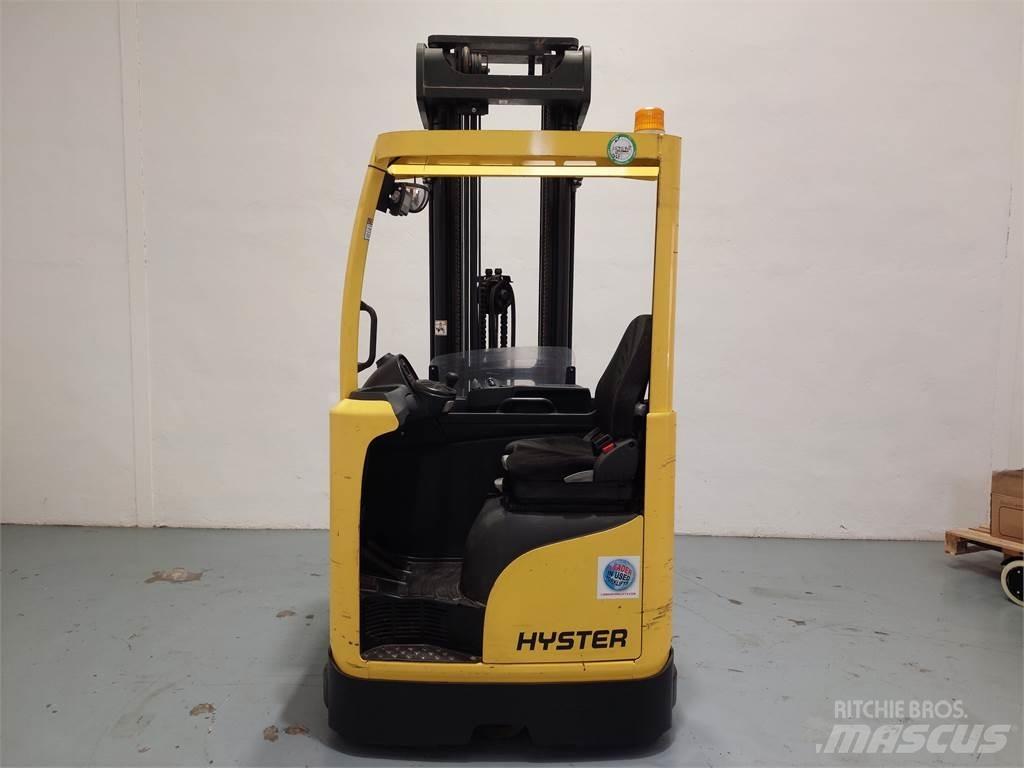 Hyster R 2 5 Viljuškari sa pomičnim stupom