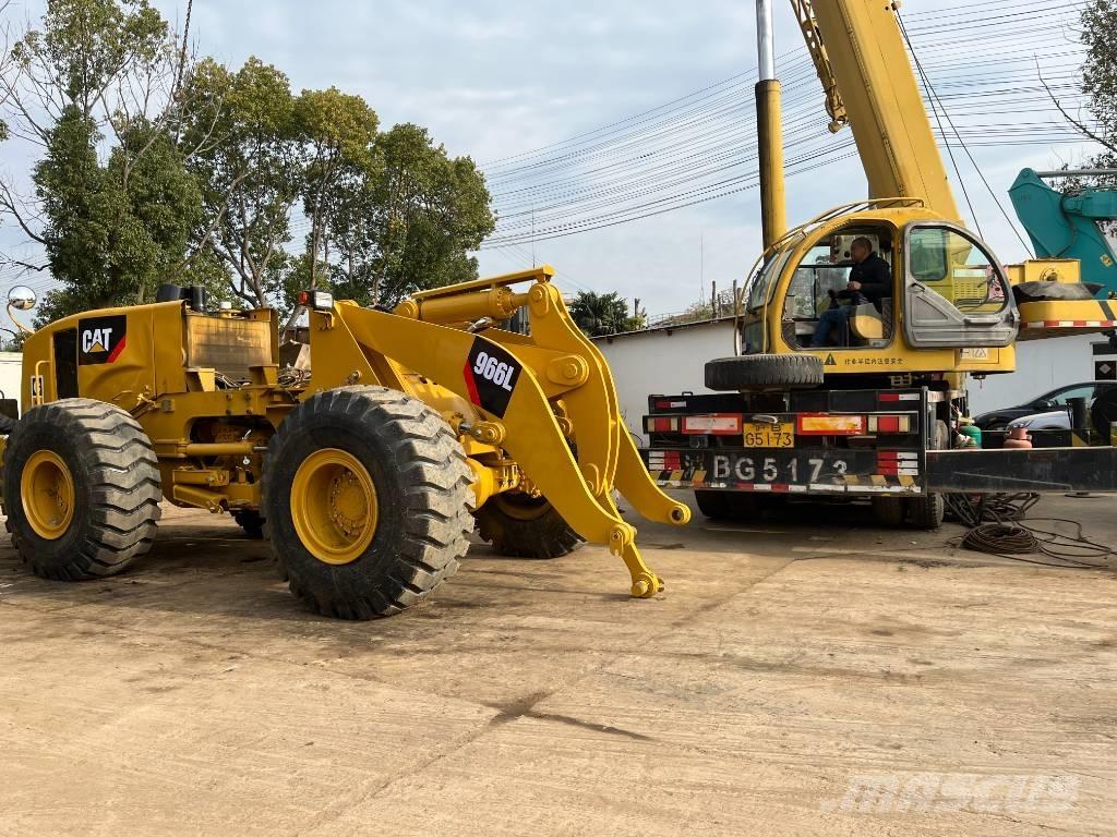 CAT 966 Utovarivači na točkove