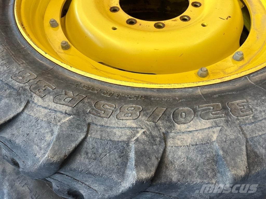John Deere 6190 R Gume, točkovi i felne