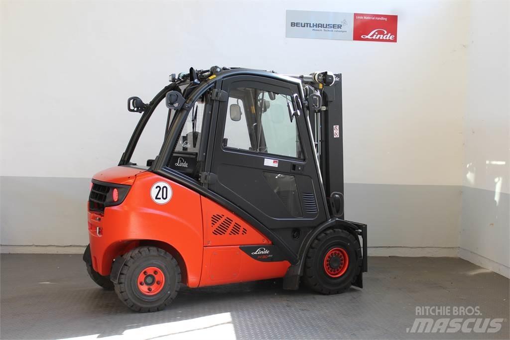 Linde H30D Dizelski viljuškari