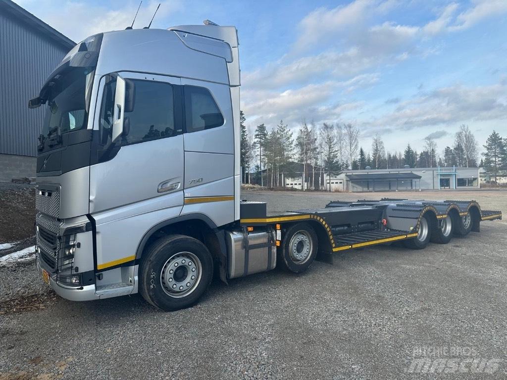 Volvo FH16 750 Kamioni za prevoz šumarskih mašina