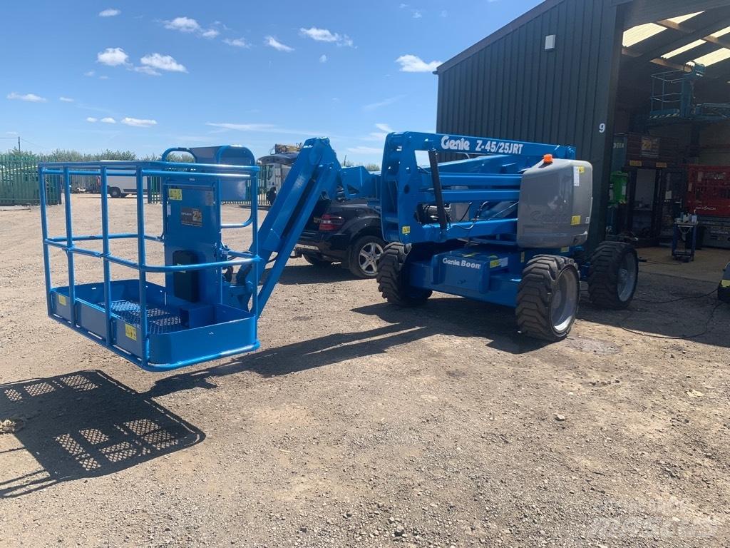 Genie Z 45/25 J RT Zglobne podizne platforme