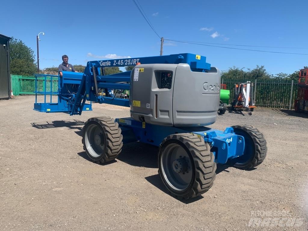Genie Z 45/25 J RT Zglobne podizne platforme
