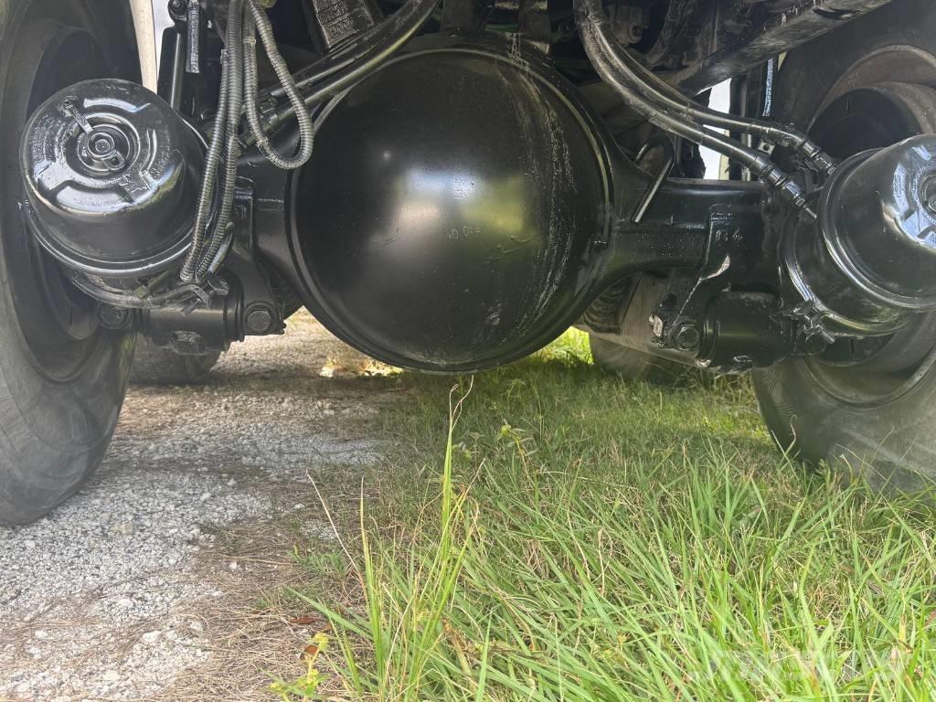 Freightliner M2 Kombi vozila/ vakum kamioni