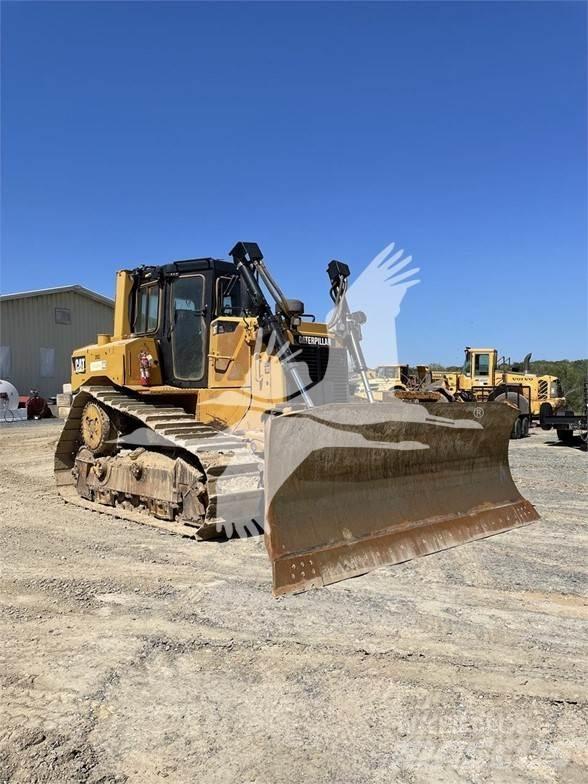 CAT D6T XL Buldožeri guseničari