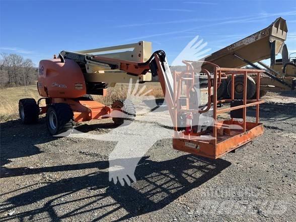JLG 450AJ Zglobne podizne platforme