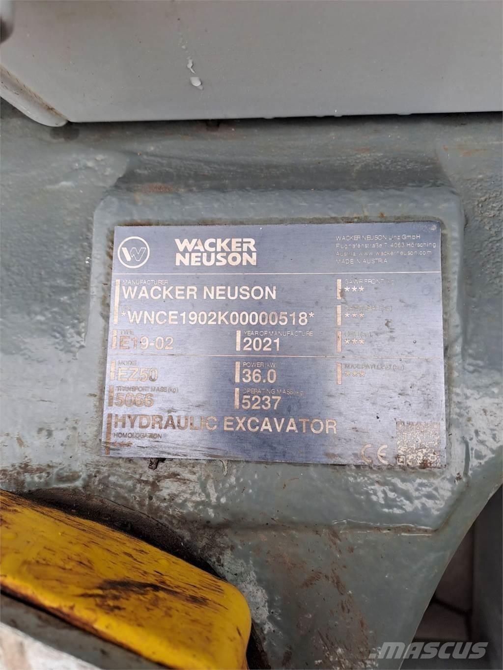 Wacker Neuson EZ50 Bageri guseničari