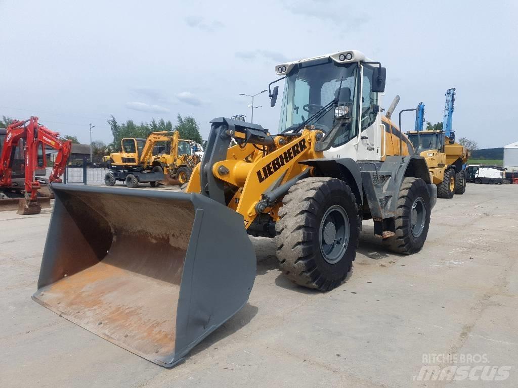 Liebherr L 524 Utovarivači na točkove