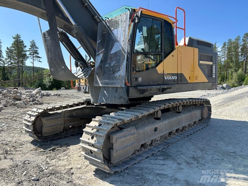 Volvo EC 380 EL Bageri guseničari