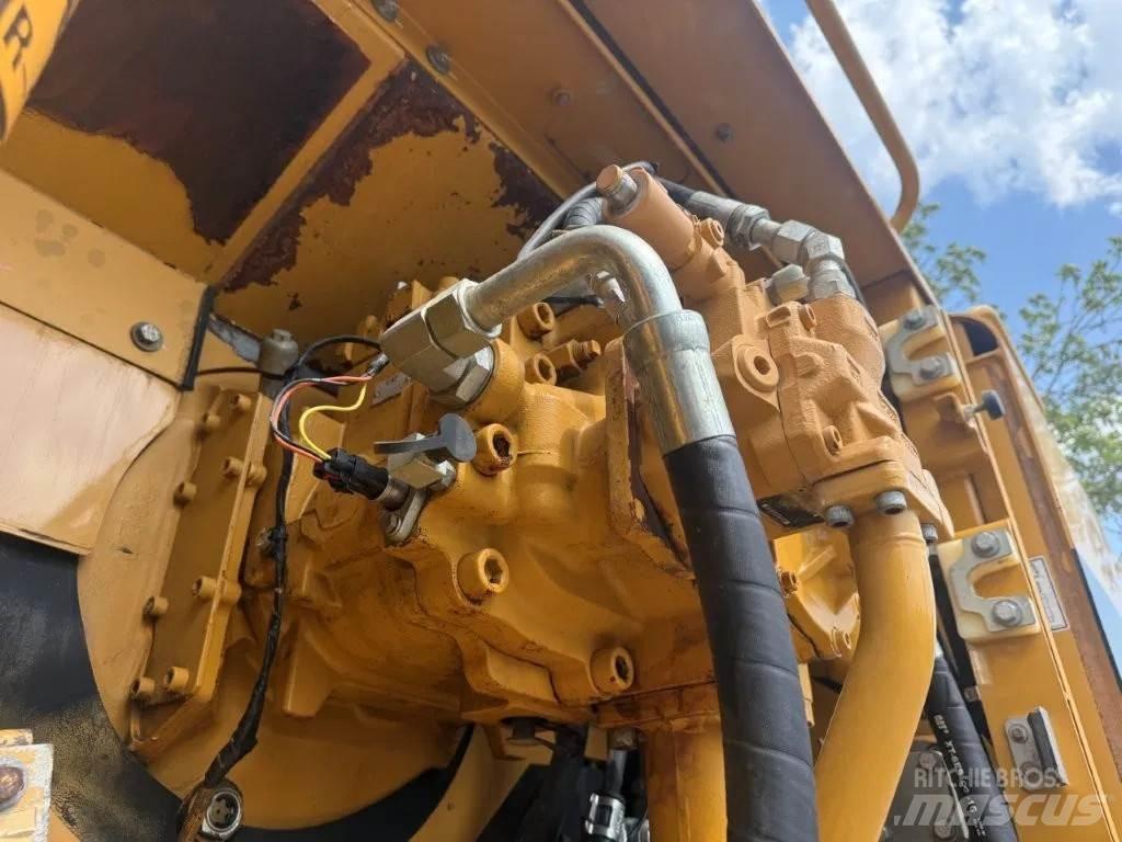 CAT 345DL Bageri guseničari