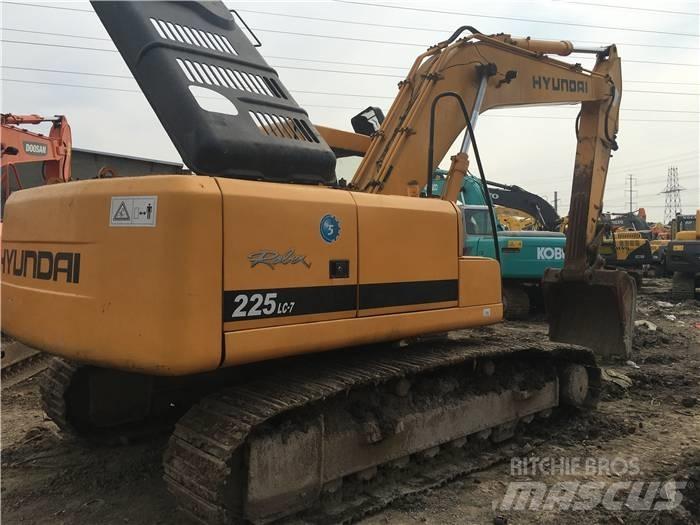 Hyundai R220LC-7 Bageri guseničari