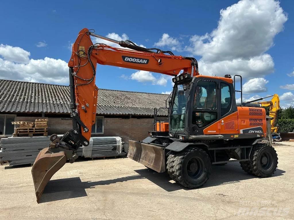Doosan DX140W-5 Bageri točkaši