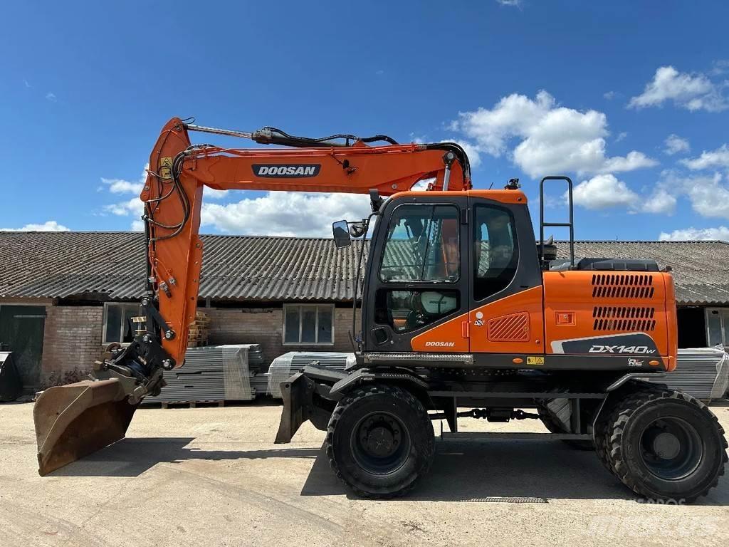 Doosan DX140W-5 Bageri točkaši