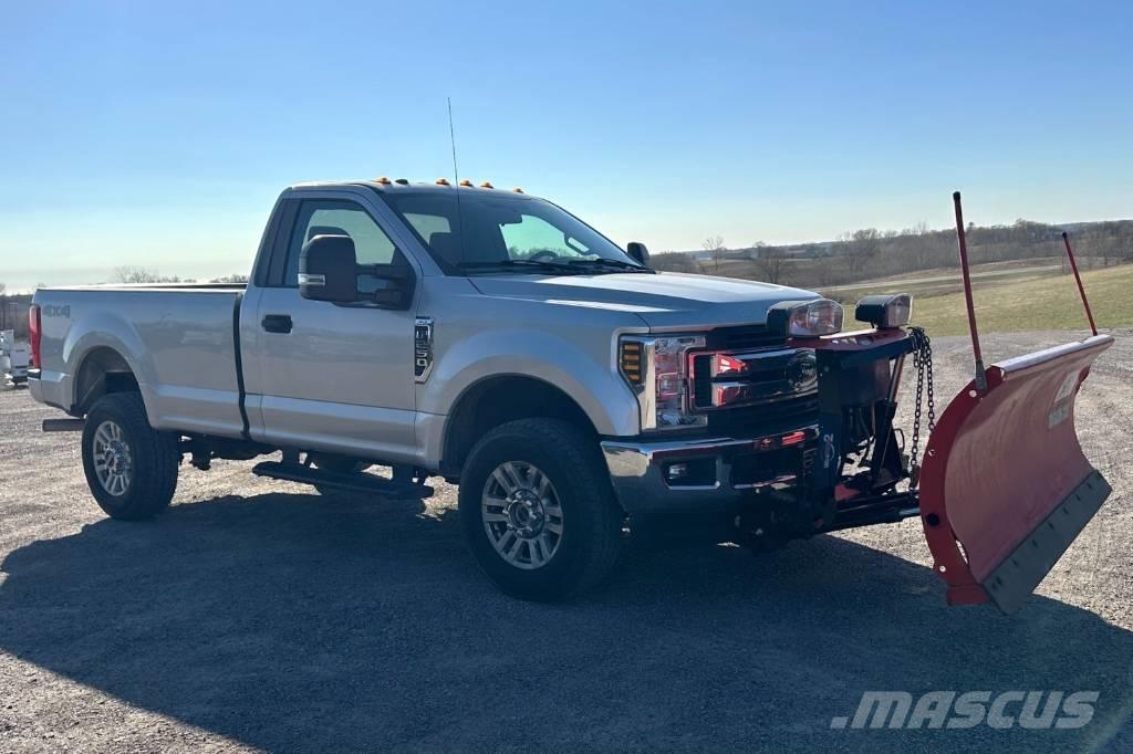 Ford F 250 XLT SD Ostalo