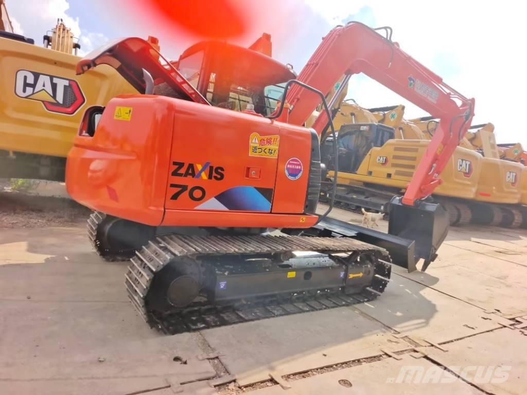 Hitachi ZX 70 Midi bageri 7t – 12t