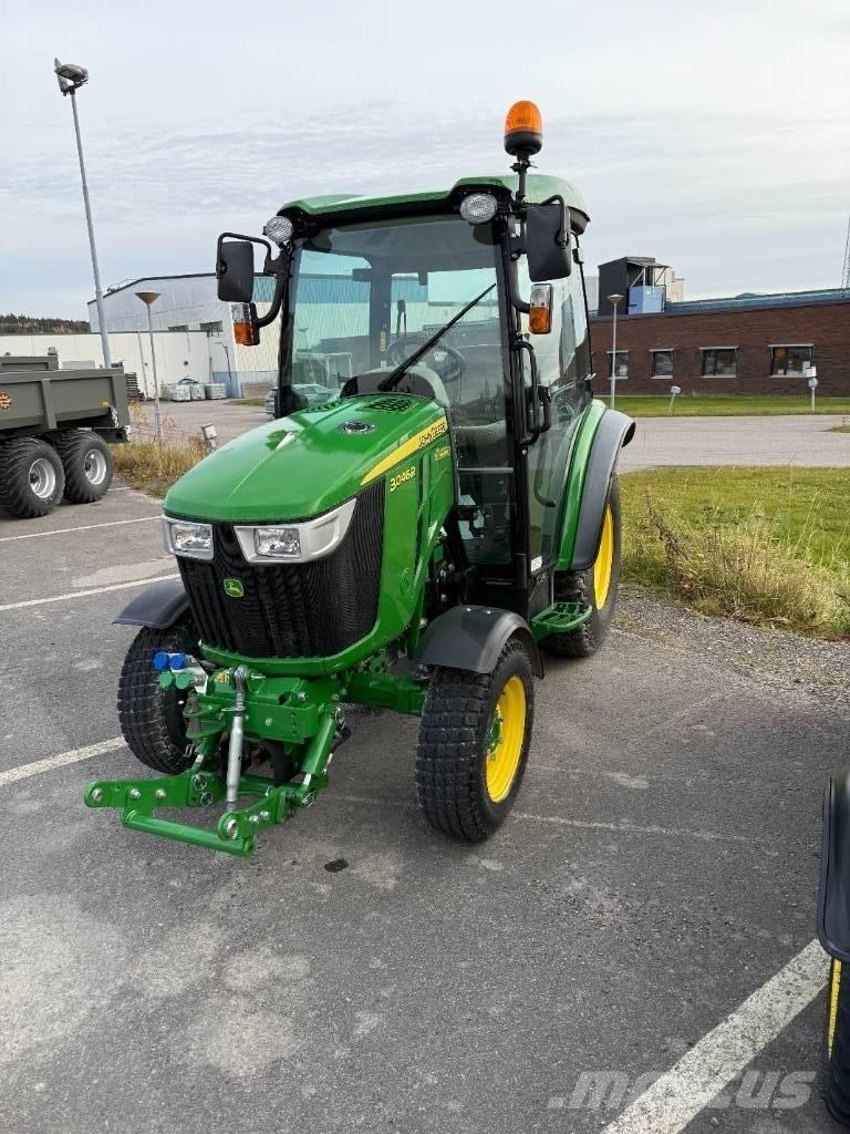 John Deere 3046 R Manji traktori