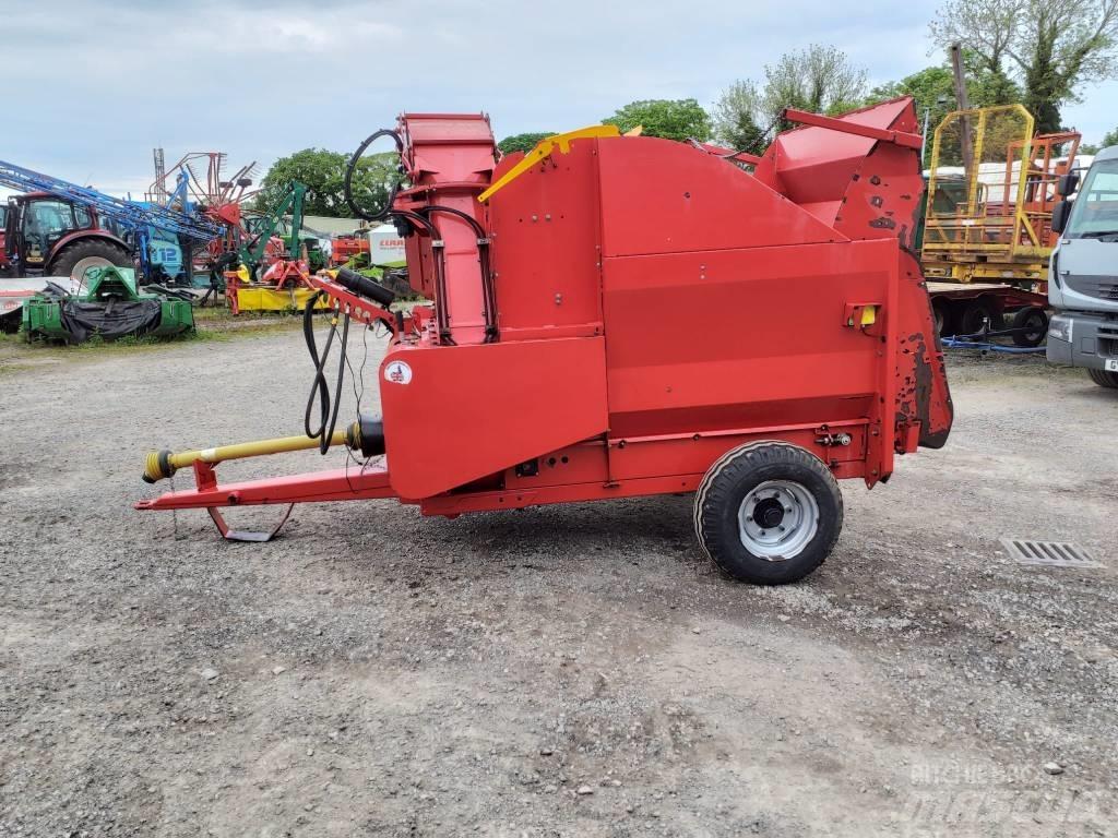 TEAGLE TOMAHAWK 8100 Rezači za bale, oprema za rezanje i odvajanje bal