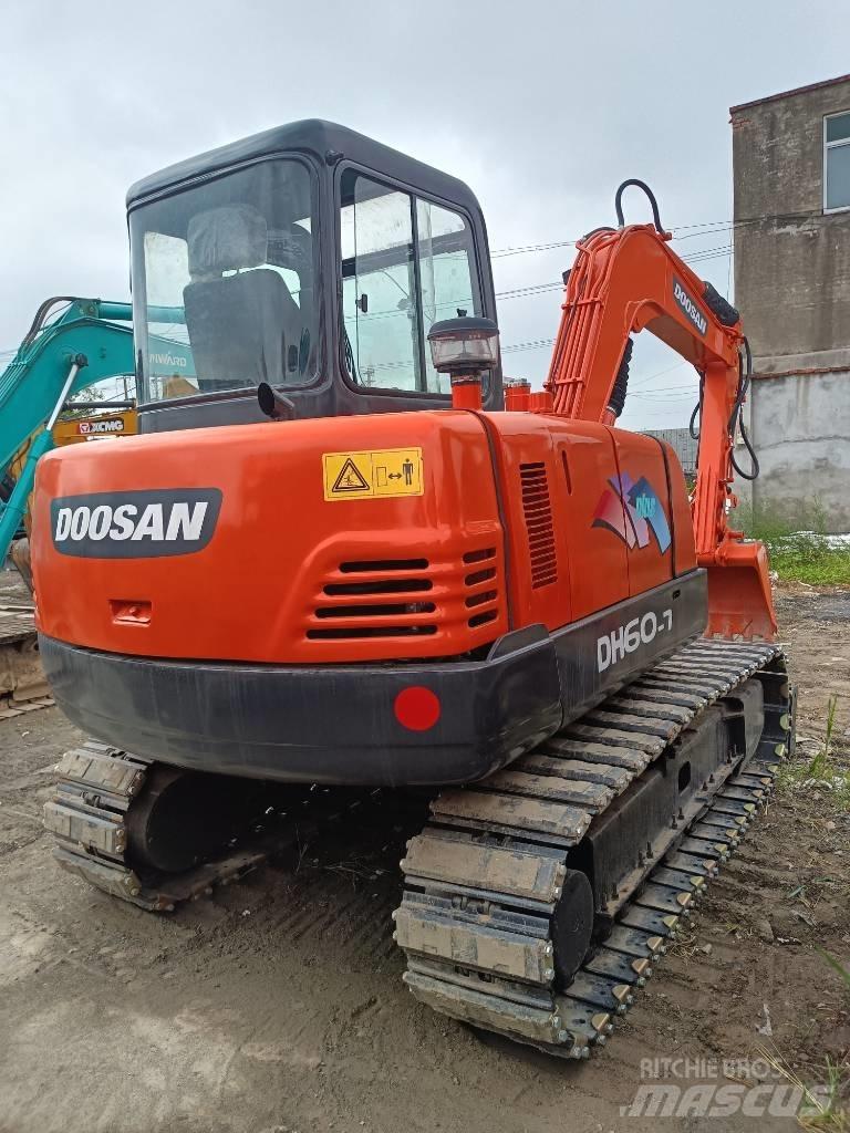 Doosan DH 60 Mini bageri < 7t