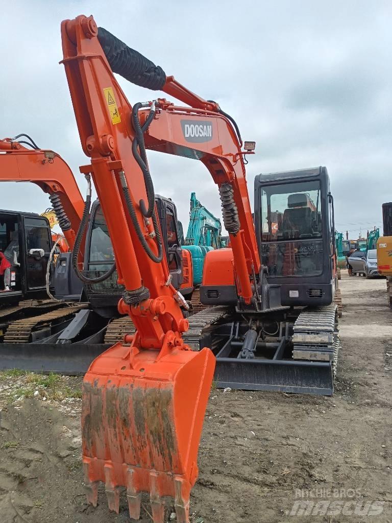 Doosan DH 60 Mini bageri < 7t