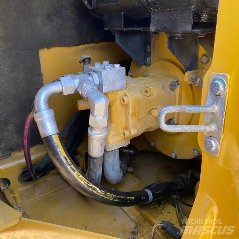 CAT 307E Bageri guseničari