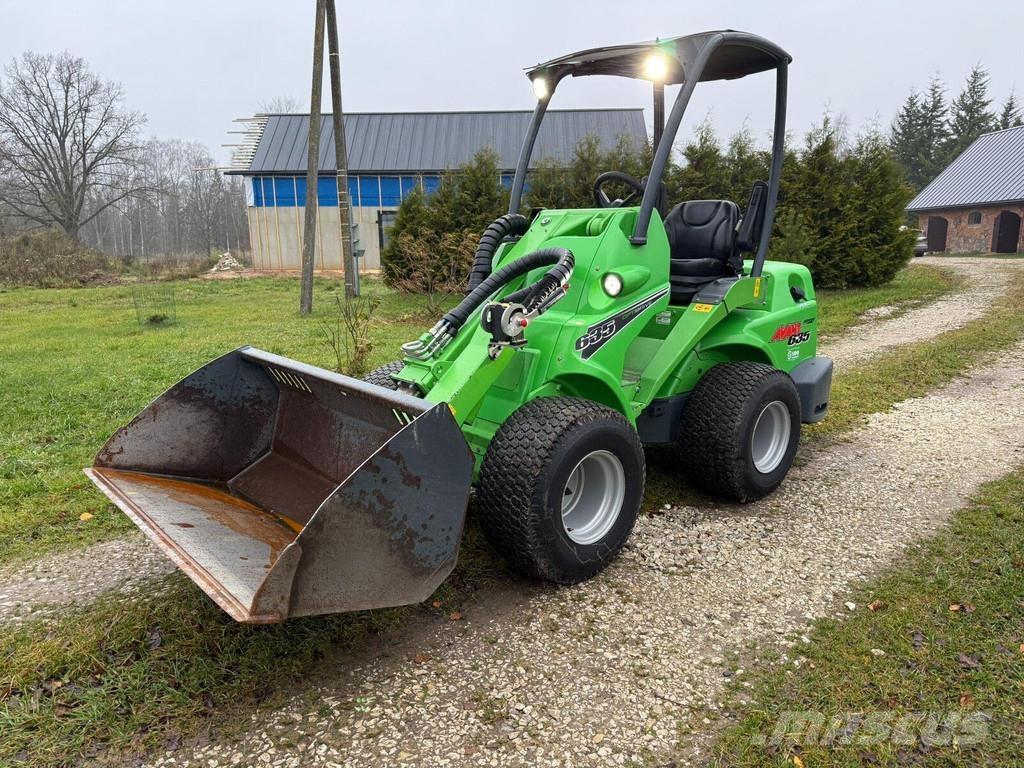 Avant 635 Utovarivači na točkove