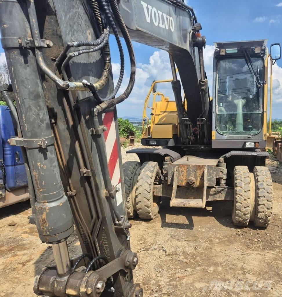 Volvo EW 145 Bageri točkaši