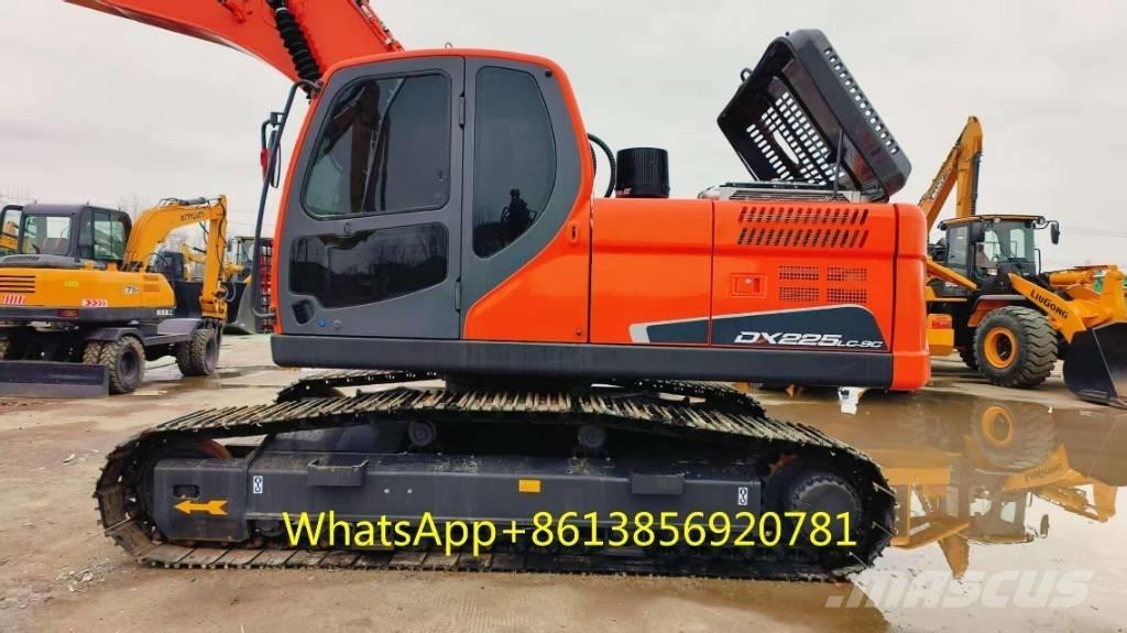 Doosan DX 225 Bageri guseničari