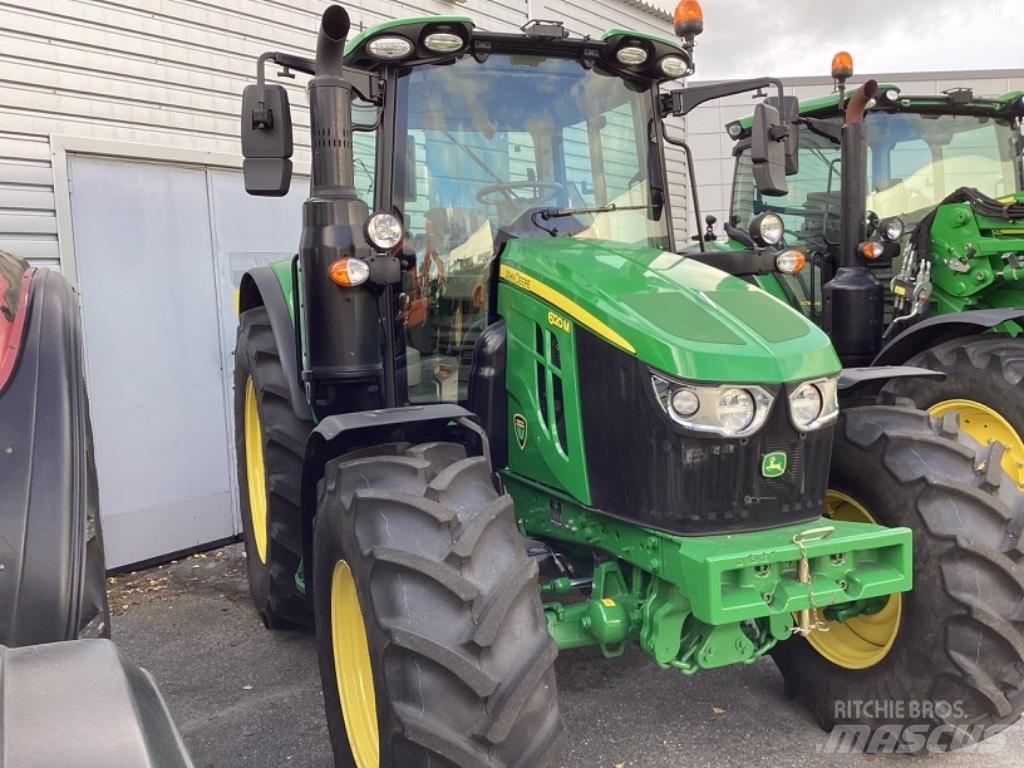 John Deere 6120M Traktori