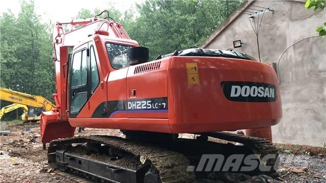 Doosan DH225 Bageri guseničari