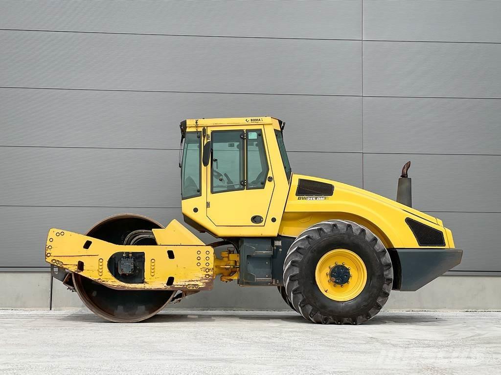 Bomag BW 213 DH-4 Valjci sa jednim bubnjem