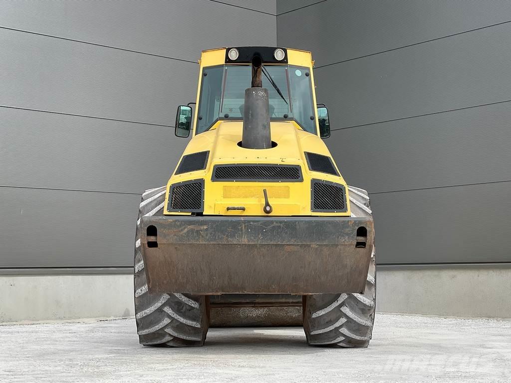 Bomag BW 213 DH-4 Valjci sa jednim bubnjem