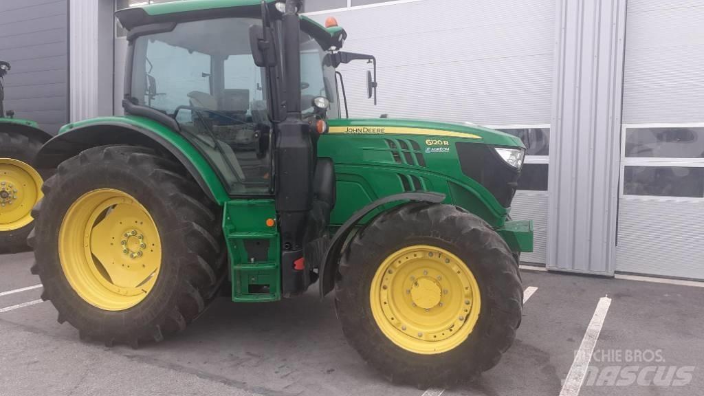 John Deere 6120 R Traktori