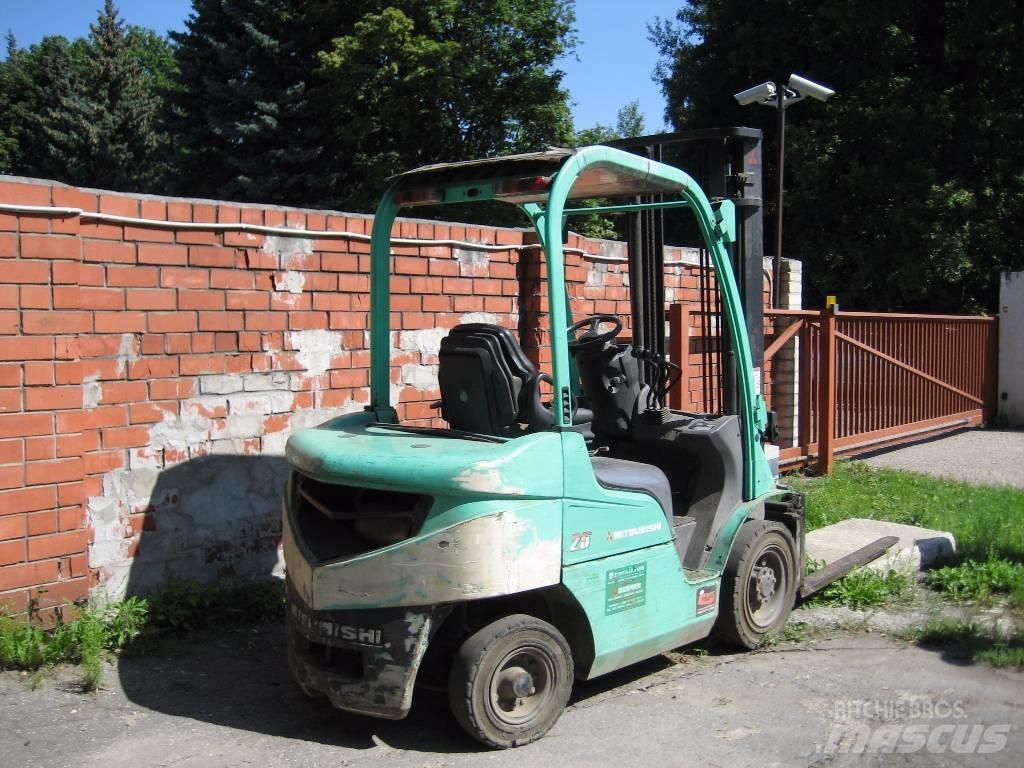 Mitsubishi FD25N Dizelski viljuškari