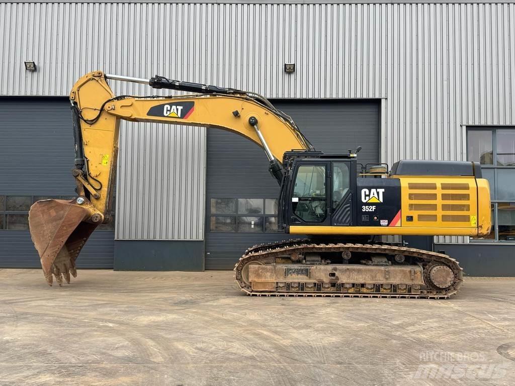 CAT 352F Bageri guseničari