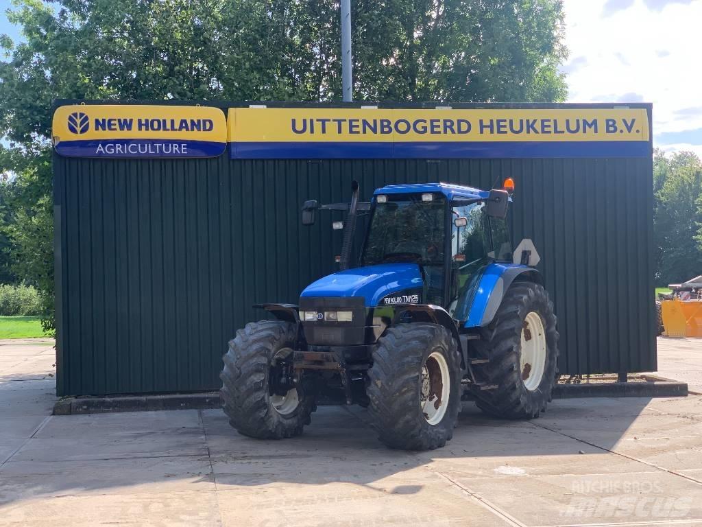 New Holland TM 125 Traktori