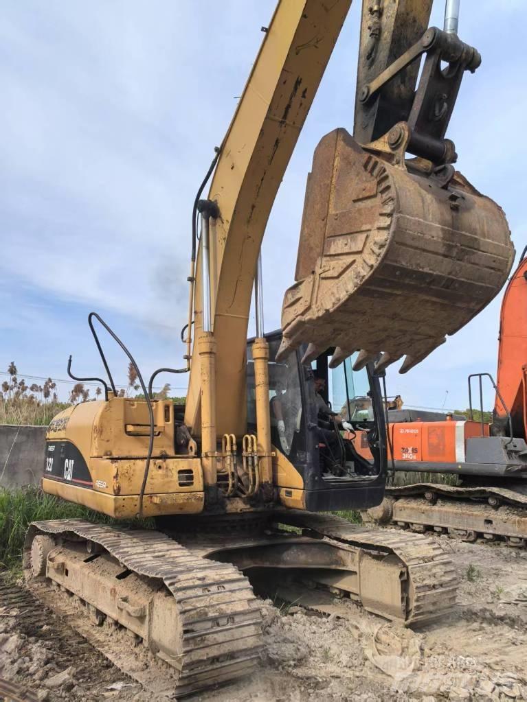 CAT 320 C Bageri guseničari