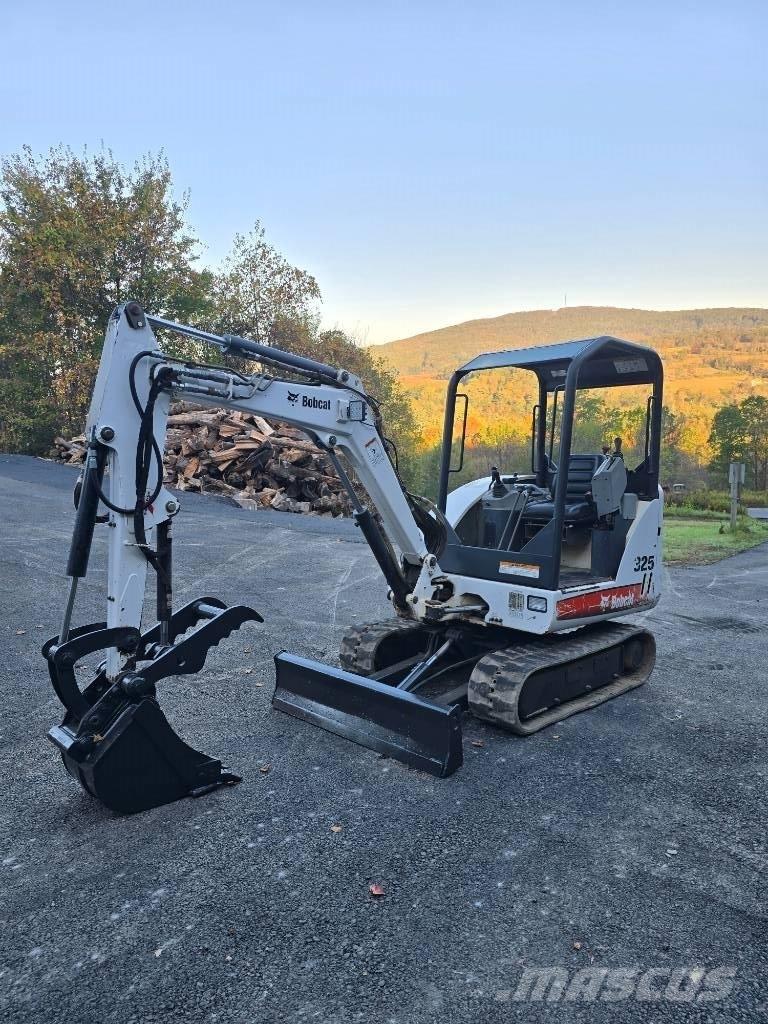 Bobcat 325 G Mini bageri < 7t