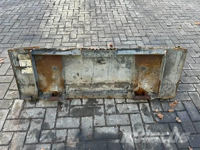 Bobcat bak CAT Kašike / Korpe