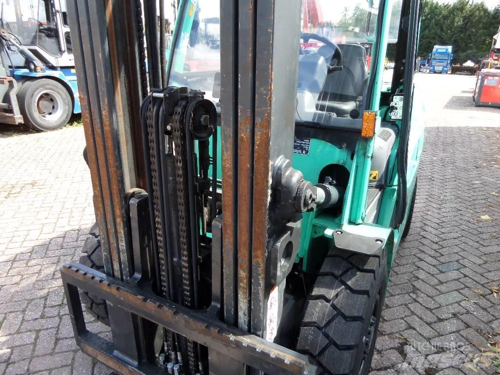Mitsubishi FD45NT Dizelski viljuškari