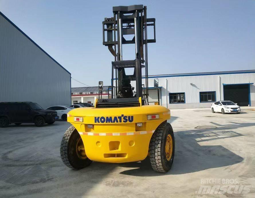 Komatsu FD 200 Dizelski viljuškari