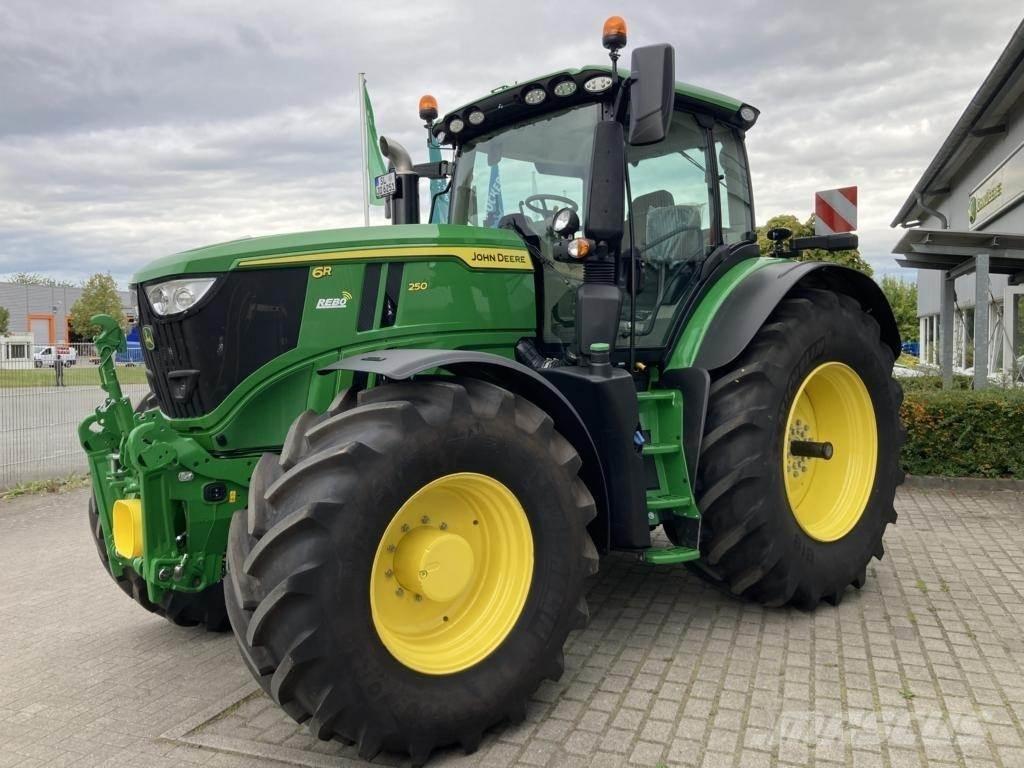 John Deere 6R 250 Traktori