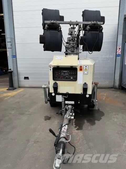 Doosan LSV 9 Rasvetni stubovi