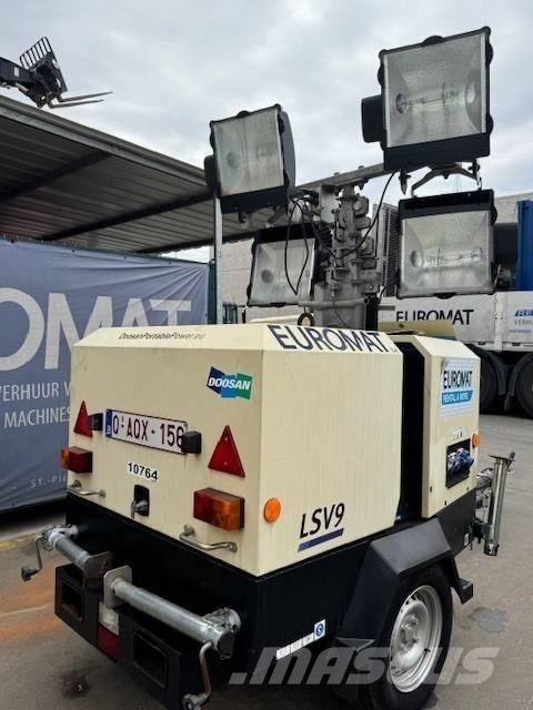 Doosan LSV 9 Rasvetni stubovi