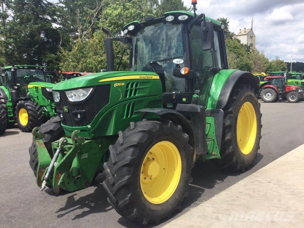 John Deere 6130M Traktori