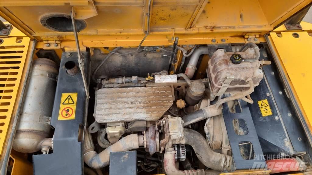 JCB JS 220 LC Bageri guseničari