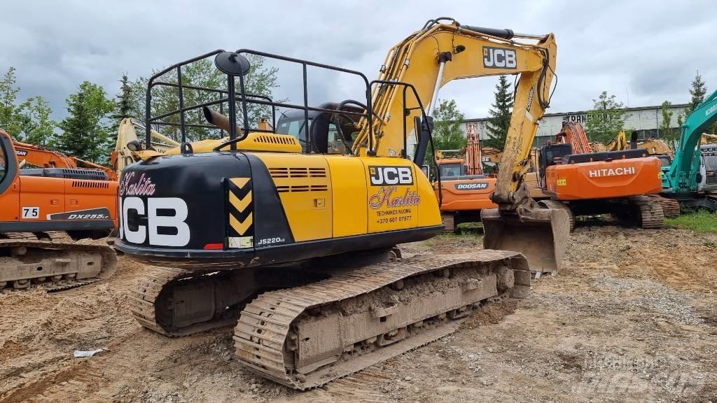 JCB JS 220 LC Bageri guseničari