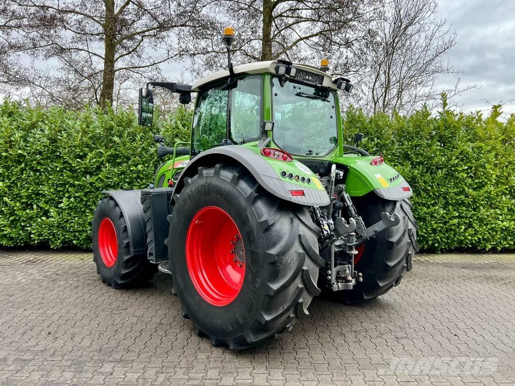 Fendt 724 S4 Profi Traktori
