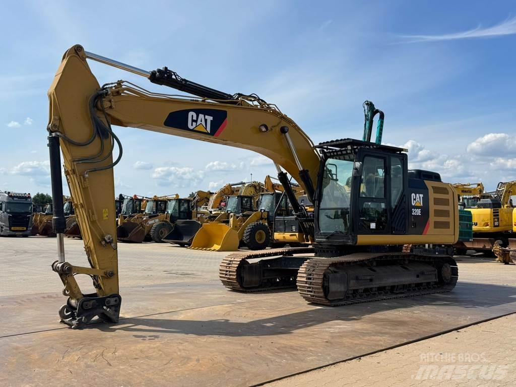 CAT 320E Bageri guseničari