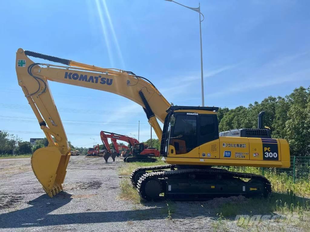 Komatsu PC 300 Bageri guseničari