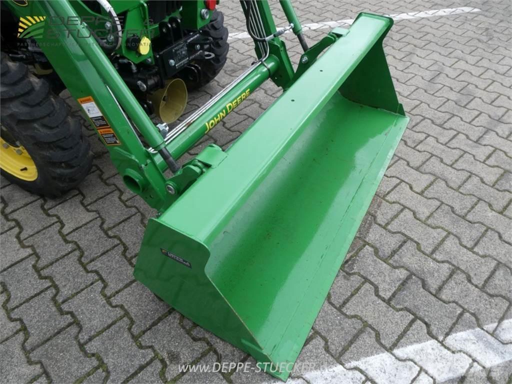 John Deere 3038E Manji traktori